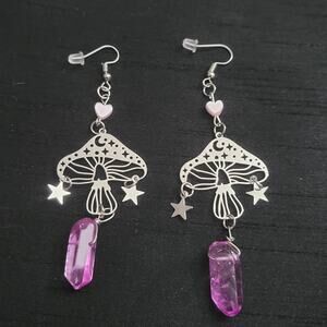 Boho mushroom quartz crystal earrings, silver and lilac purple quartz with stars